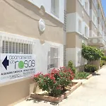 شقة Rosas